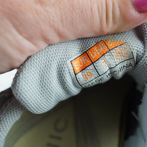 Vionic Mesh Athletic Shoes Women's Size 7 Gray Purple Grip Sole Comfort Sneakers - Picture 6 of 10